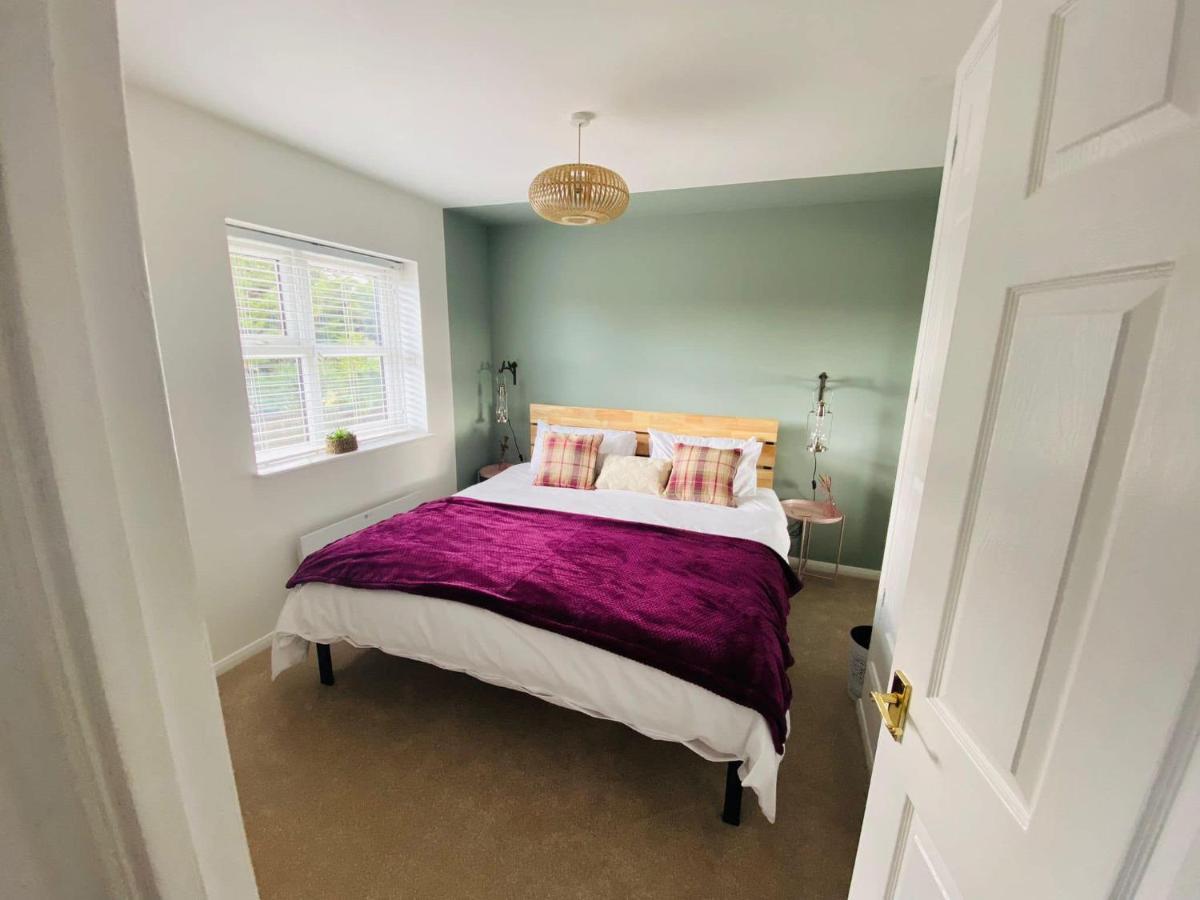 Coastal 2 Bedroom Maisonette With Parking 이스트본 외부 사진